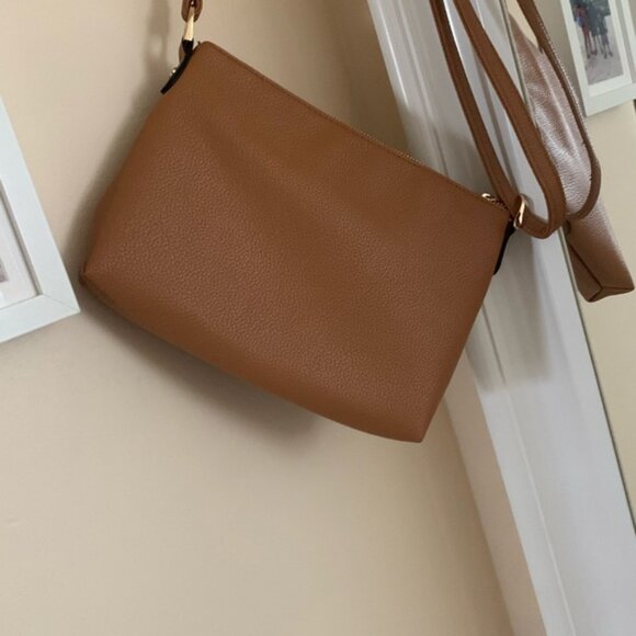 Tan hobo strap bag - Picture 4 of 9
